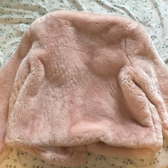 Victoria’s Secret Pnk Faux Fur Coat. size S, price negotiable, Orig. $124.50 - Picture 5 of 5